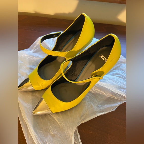 Asos Bright Yellow Mary Jane Heels with Metal Toecap UK4 US6 - Picture 5 of 8
